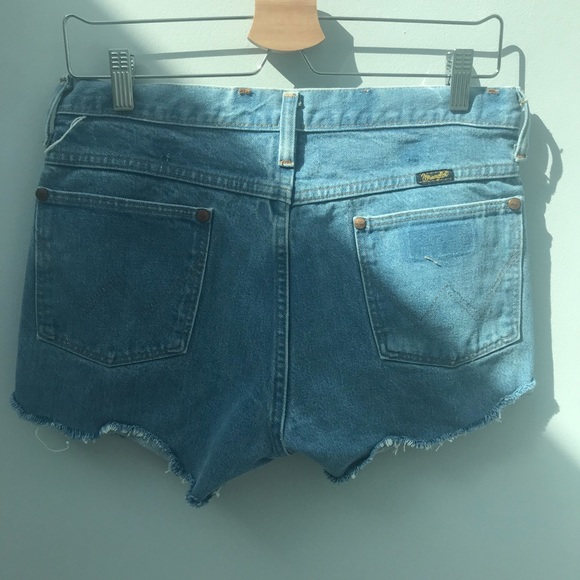 Urban Outfitters Vintage High Rise Short - Picture 7 of 7